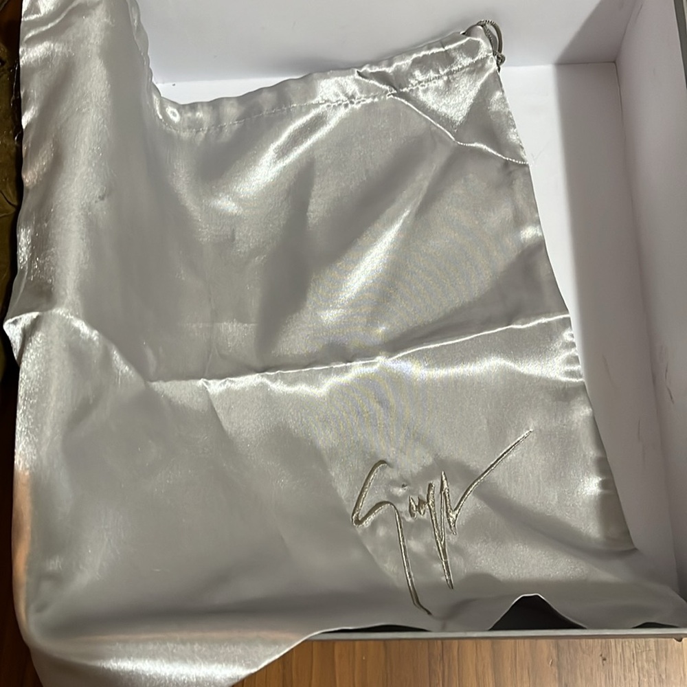 [NIB] Giuseppe Zanotti Design Moccasins. Brand New. Made in Italy. Size 10 US. - Picture 4 of 11